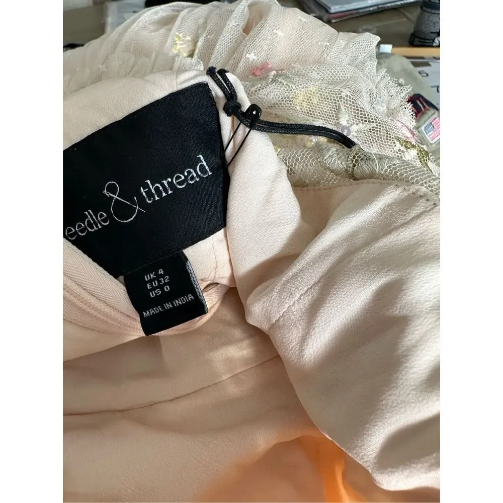 New BHLDN x NEEDLE & THREAD PETUNIA GOWN sz 0 - Picture 8 of 9